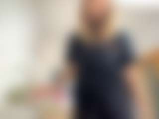 RomaOrtuno's Live Sex Cam Show