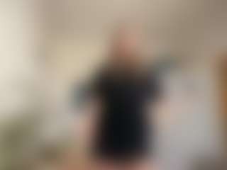 RomaOrtuno's Live Sex Cam Show