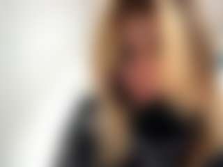 RomaOrtuno's Live Sex Cam Show