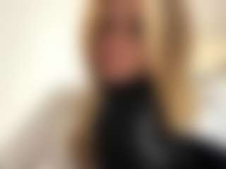 RomaOrtuno's Live Sex Cam Show