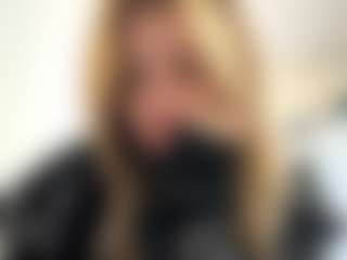 RomaOrtuno's Live Sex Cam Show
