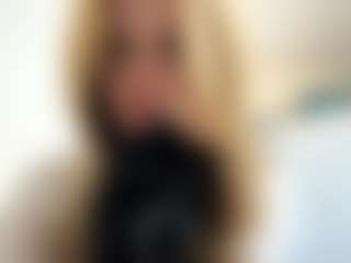 RomaOrtuno's Live Sex Cam Show