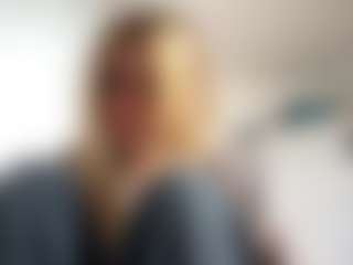 RomaOrtuno's Live Sex Cam Show