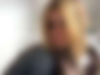 RomaOrtuno's Live Sex Cam Show