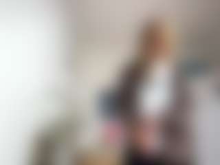 RomaOrtuno's Live Sex Cam Show