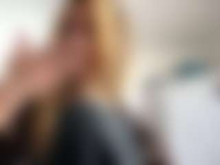 RomaOrtuno's Live Sex Cam Show