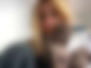 RomaOrtuno's Live Sex Cam Show