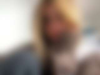 RomaOrtuno's Live Sex Cam Show