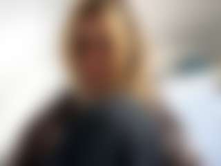 RomaOrtuno's Live Sex Cam Show