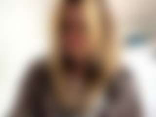RomaOrtuno's Live Sex Cam Show