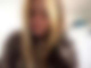 RomaOrtuno's Live Sex Cam Show