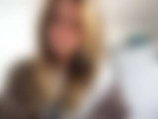 RomaOrtuno's Live Sex Cam Show