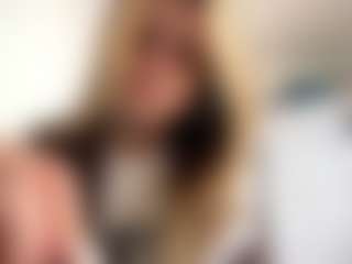 RomaOrtuno's Live Sex Cam Show