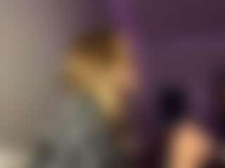 RomaOrtuno's Live Sex Cam Show