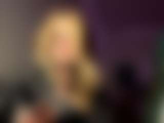 RomaOrtuno's Live Sex Cam Show