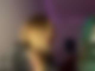 RomaOrtuno's Live Sex Cam Show