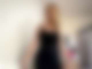 RomaOrtuno's Live Sex Cam Show