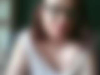 sensualParis's Live Sex Cam Show