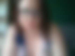 sensualParis's Live Sex Cam Show