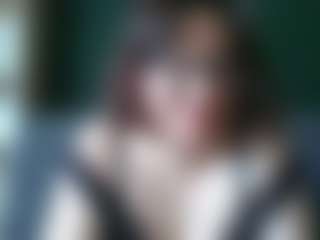 sensualParis's Live Sex Cam Show