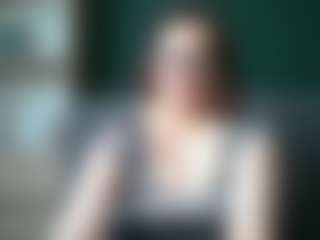 sensualParis's Live Sex Cam Show