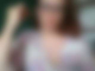Live cam show with sensualParis - Camel Toe on Camming Site