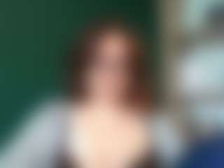 sensualParis's Live Sex Cam Show