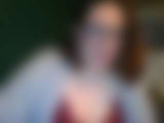 Live cam show with sensualParis - Role Play on justonemore.cc