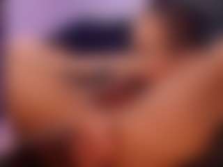 VeroSuit's Live Sex Cam Show
