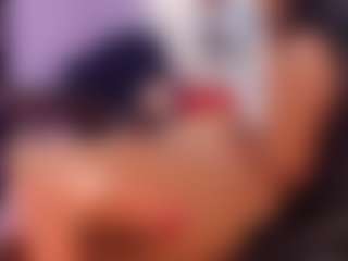 VeroSuit's Live Sex Cam Show