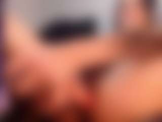 VeroSuit's Live Sex Cam Show