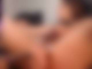 VeroSuit's Live Sex Cam Show