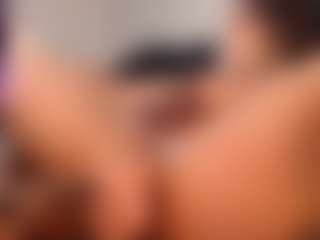 VeroSuit's Live Sex Cam Show