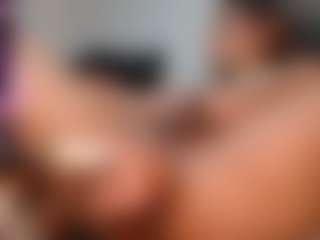 VeroSuit's Live Sex Cam Show