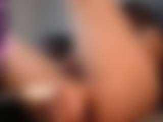 VeroSuit's Live Sex Cam Show