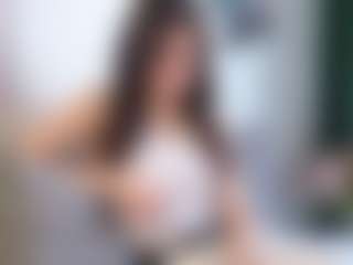 Live cam show with Aisha - Normal on SquirtSoMuch
