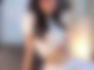 Live cam show with Aisha - Bikini on CamClone