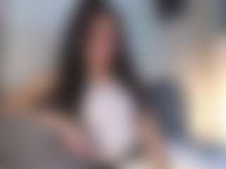 Live cam show with Aisha - Pov on AdultVida.com