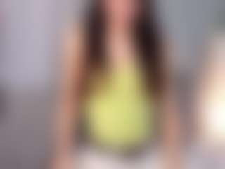 Live cam show with Aisha - College on Fling VIP Chat