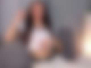 Live cam show with Aisha - Body Massage on Camsoda Late Night