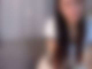 Live cam show with Aisha - Bikini on Pornisteam.com