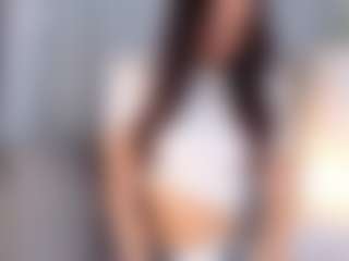 Live cam show with Aisha - Athletic on Dolls Live