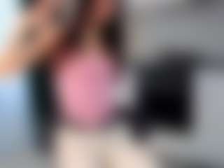 Live cam show with Aisha - Body Massage on Uber Horny