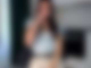 Aisha's Live Sex Cam Show