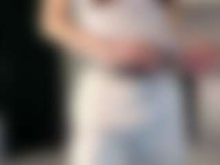 Aisha's Live Sex Cam Show