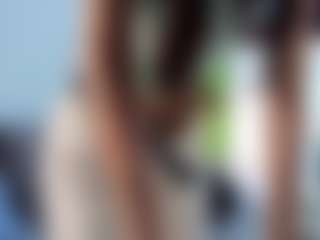 Live cam show with Aisha - Athletic Young Adult on Camsoda