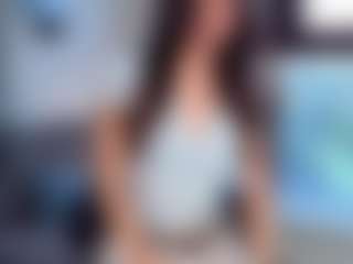 Live cam show with Aisha - Green Eyes on madthumbs