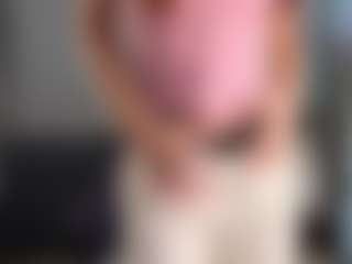 Live cam show with Aisha - Petite Teen (18+) on nudelive.tv