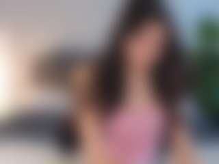 Live cam show with Aisha - Public on Camsoda