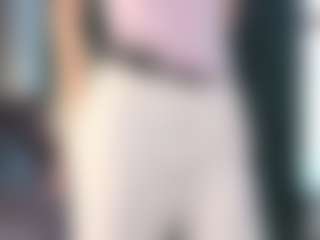 Live cam show with Aisha - Sexy on SquirtSoMuch